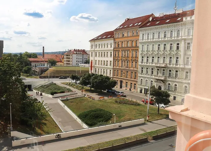 Rose Suites And Rooms Praga